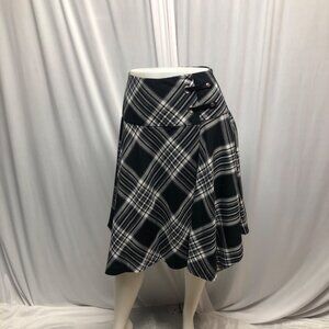 Studio Jax Black White Plaid Skirt Womens Size 4 Dark Acedemia A-Line Flare